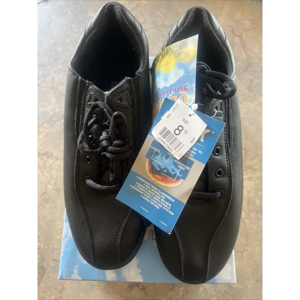 Cobbie Cuddlers Sneaker Womens Size 8.5 Black Solid Leather Lace Up